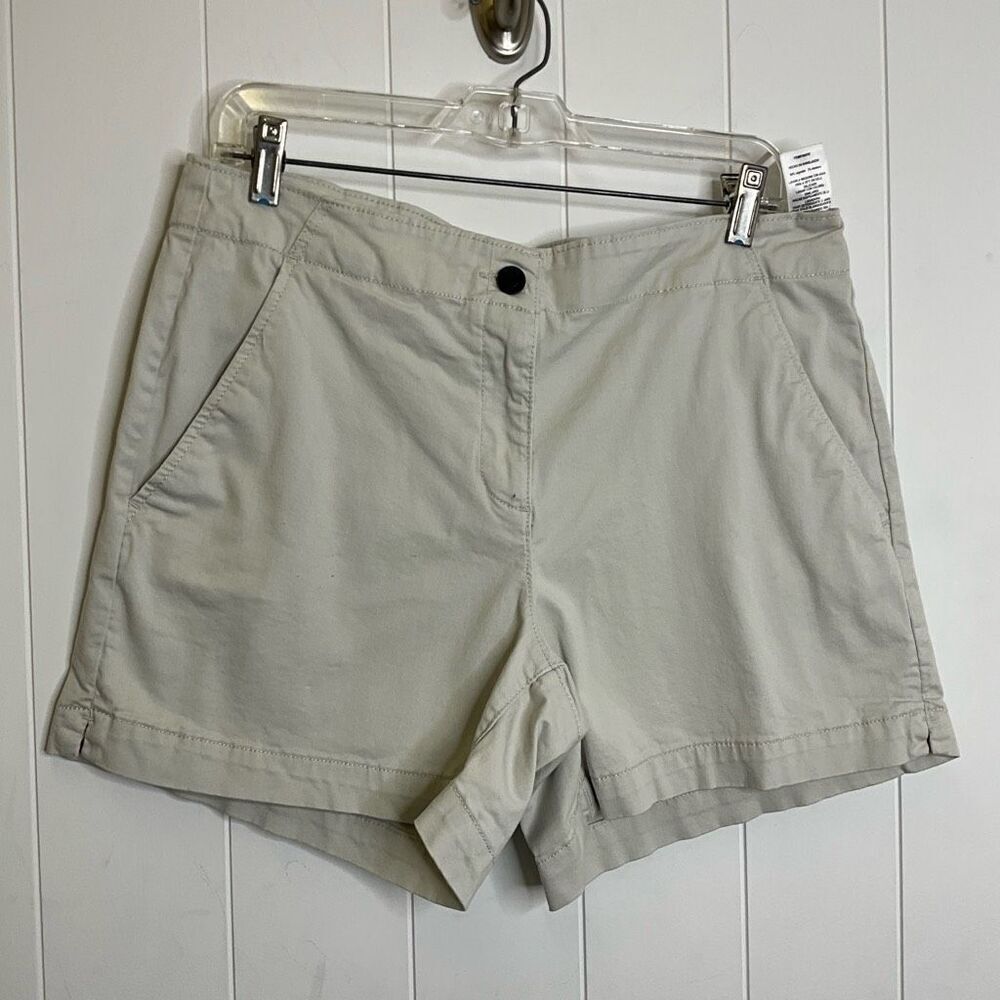 Nautica Women's Size 12 Stone Gray Bermuda Style Khaki Shorts